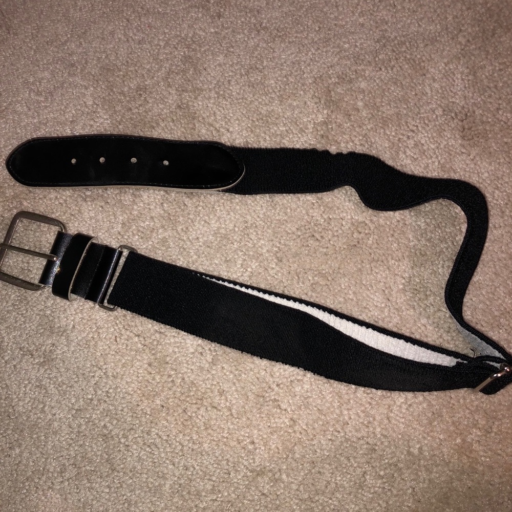 Women’s softball belt